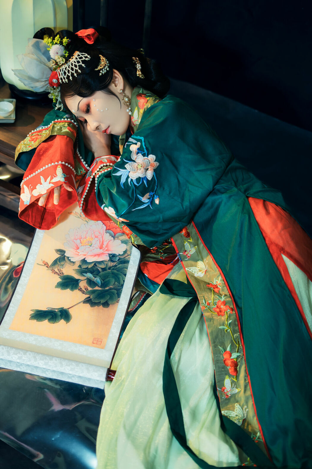 YiTuYu艺图语 Vol.10011 Fan Qie (19P)