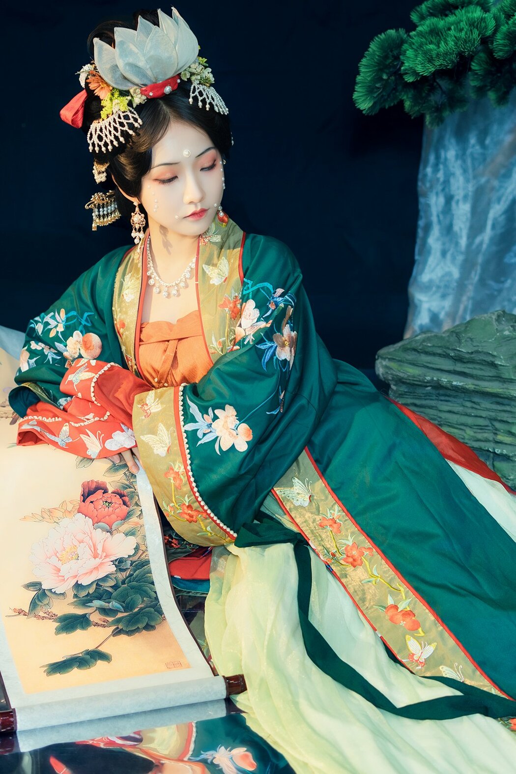 YiTuYu艺图语 Vol.10011 Fan Qie (19P) Cover Photo