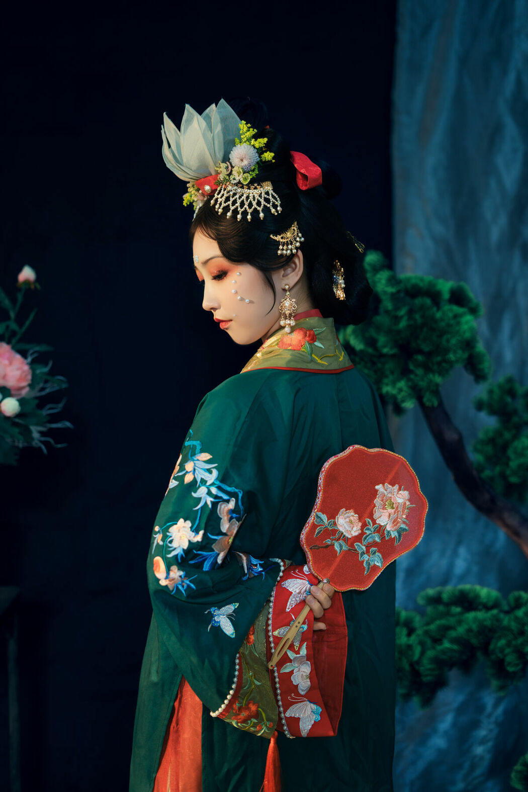 YiTuYu艺图语 Vol.10011 Fan Qie (19P)