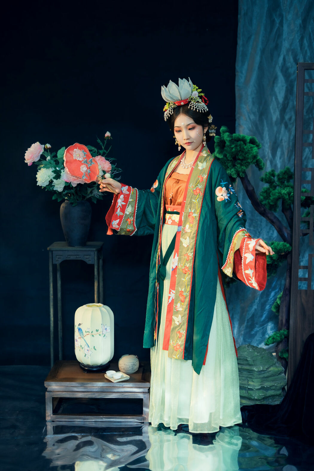 YiTuYu艺图语 Vol.10011 Fan Qie (19P)