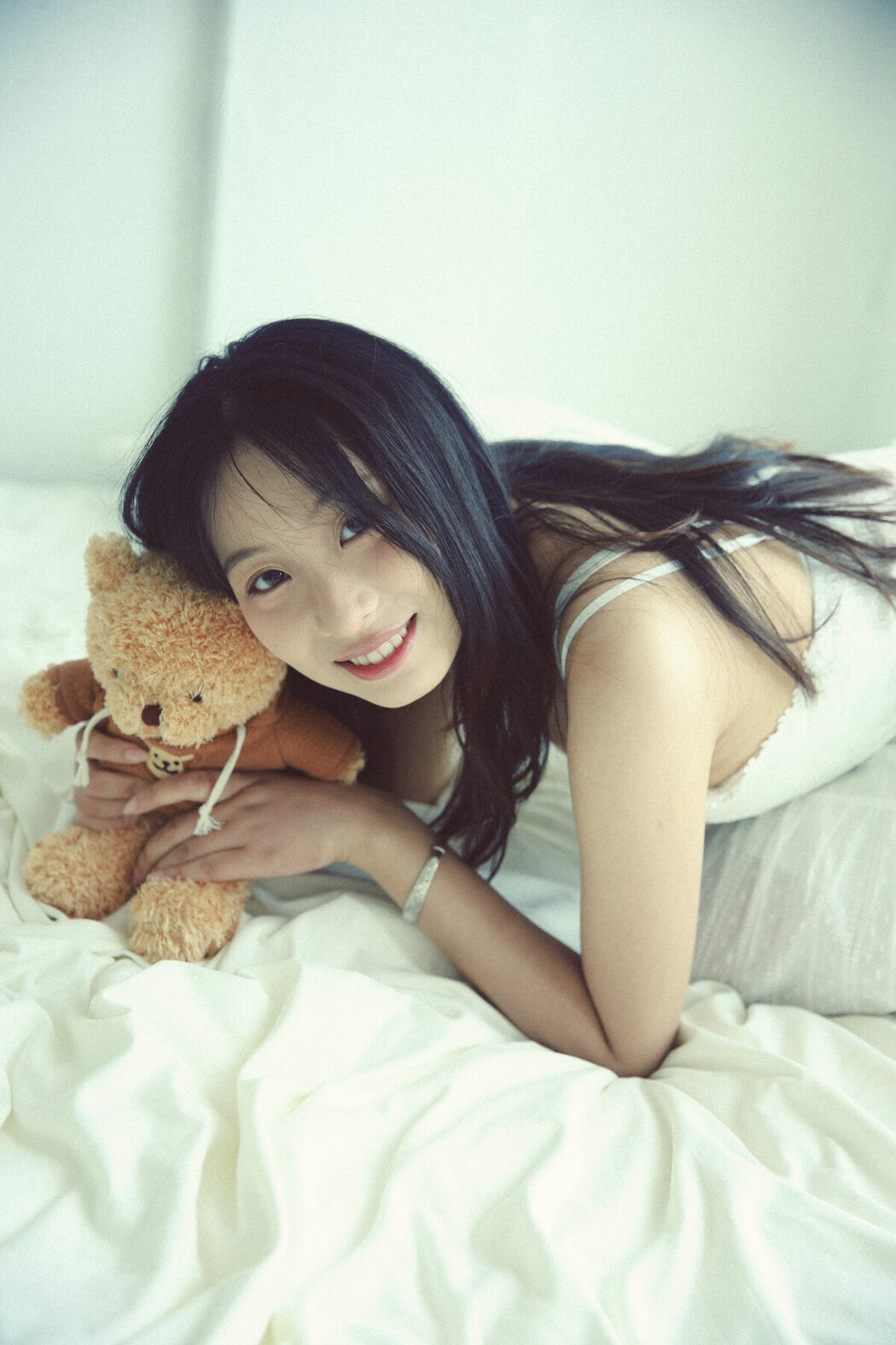 YiTuYu艺图语 Vol.10012 Xiao U (41P)