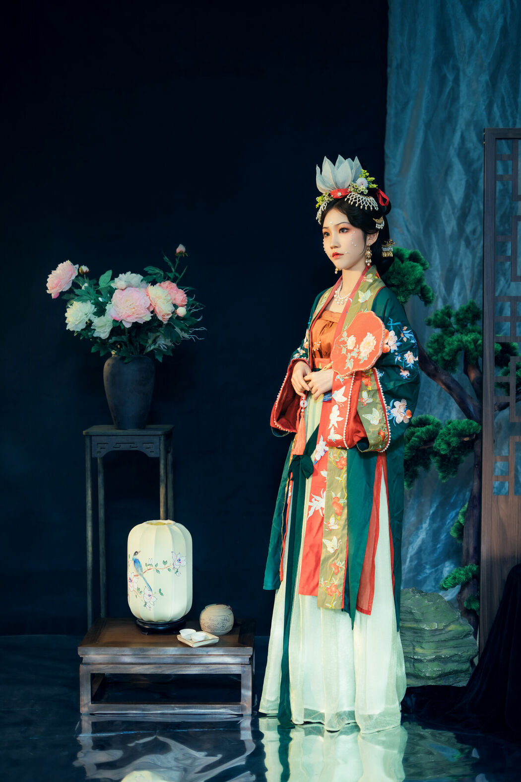 YiTuYu艺图语 Vol.10011 Fan Qie (19P)