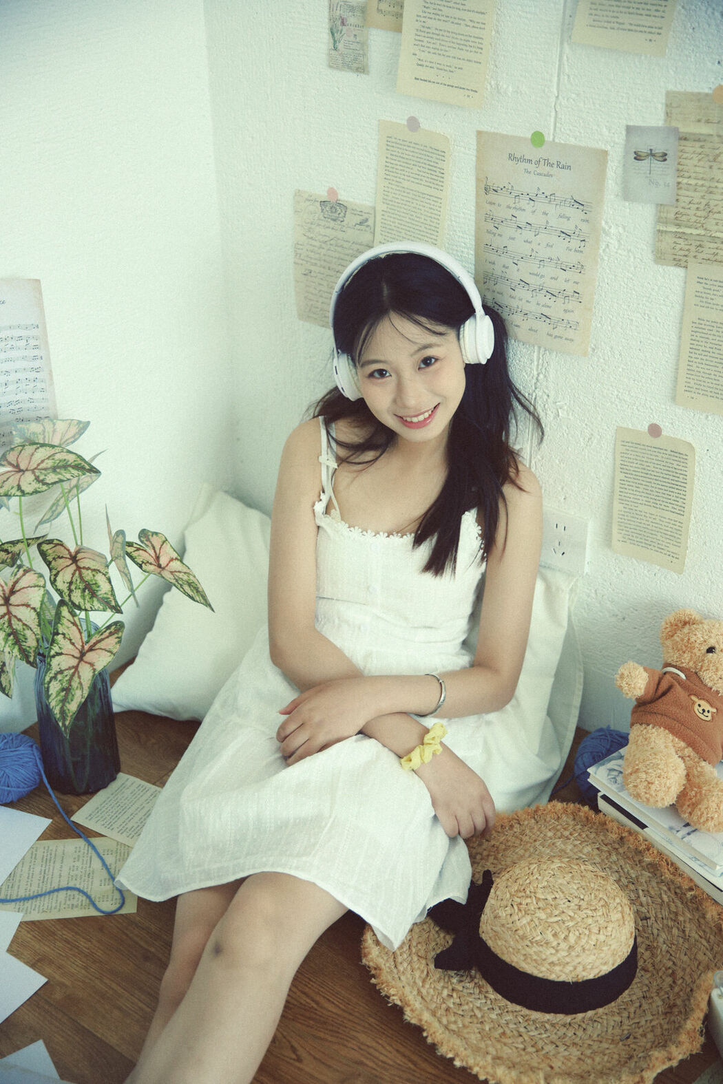 YiTuYu艺图语 Vol.10012 Xiao U (41P)