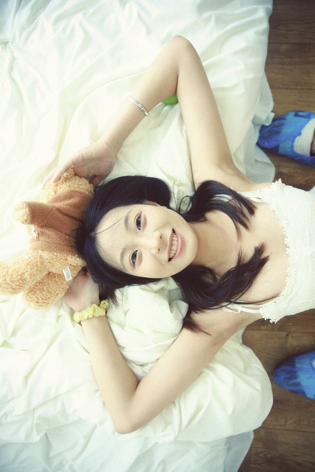 YiTuYu艺图语 Vol.10012 Xiao U (41P)