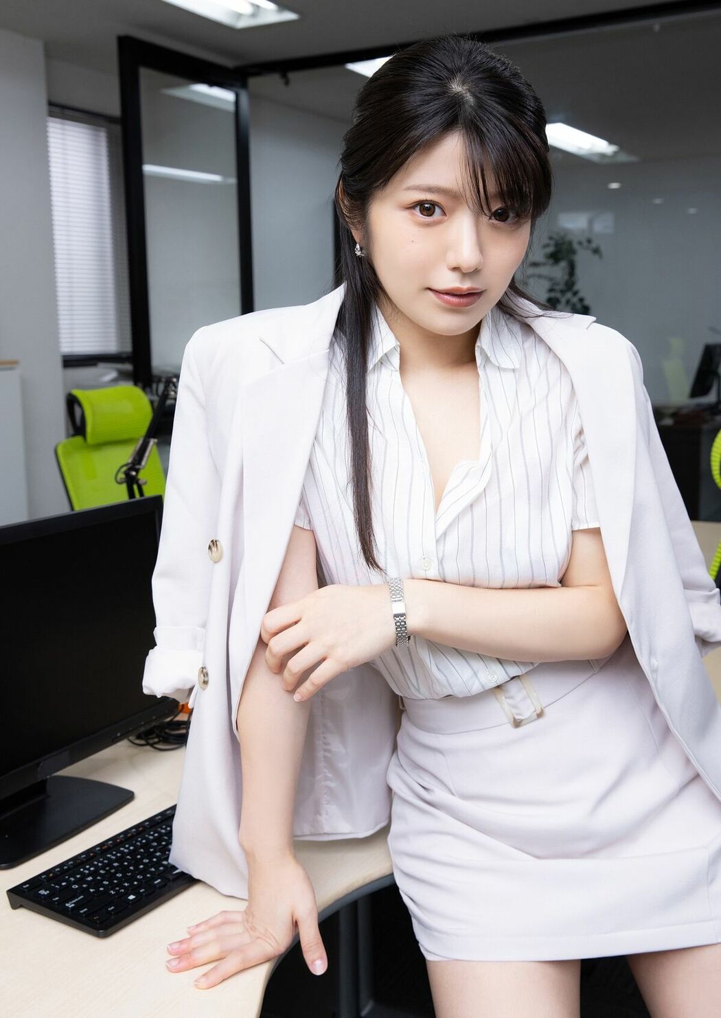 JP Kana Yamada 山田かな – デジタル限定 GJ PHOTO BOOK 写真集 まだかな (73P)