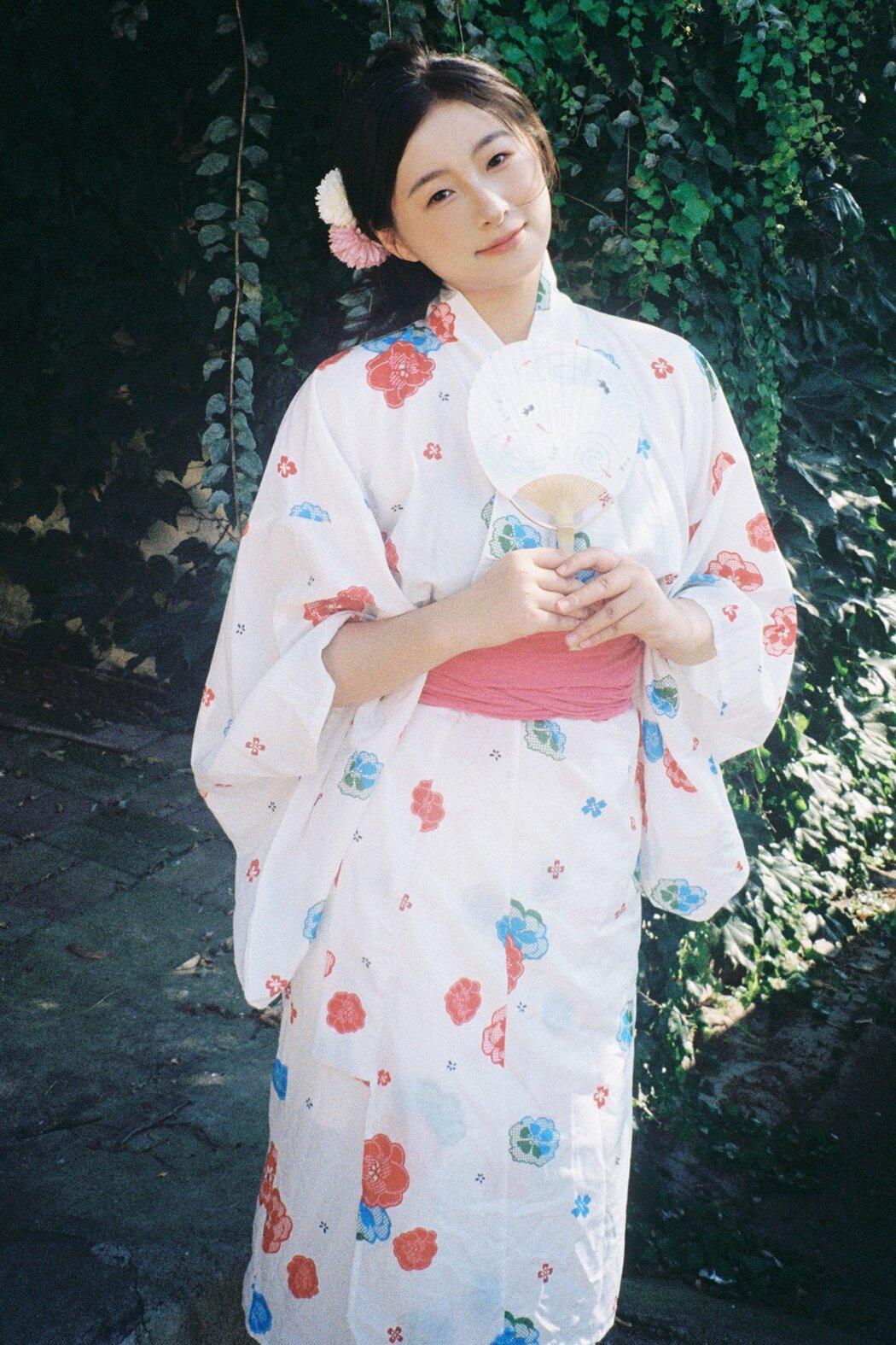 YiTuYu艺图语 Vol.10013 Yi Ming (20P) Cover Photo