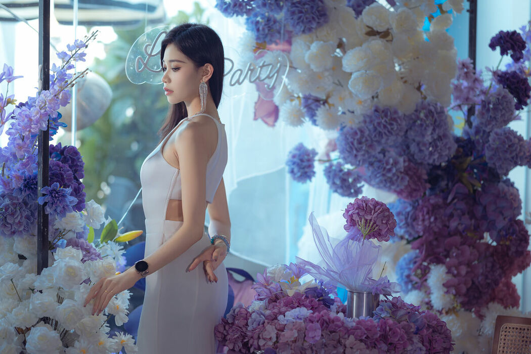 YiTuYu艺图语 Vol.10016 Lu Lu (14P)