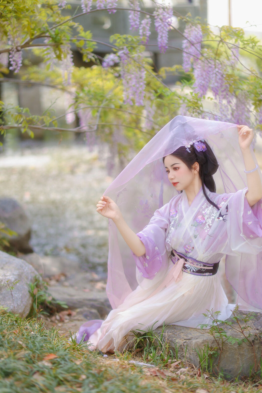 YiTuYu艺图语 Vol.10017 Xiao Du Tong Xue (41P)