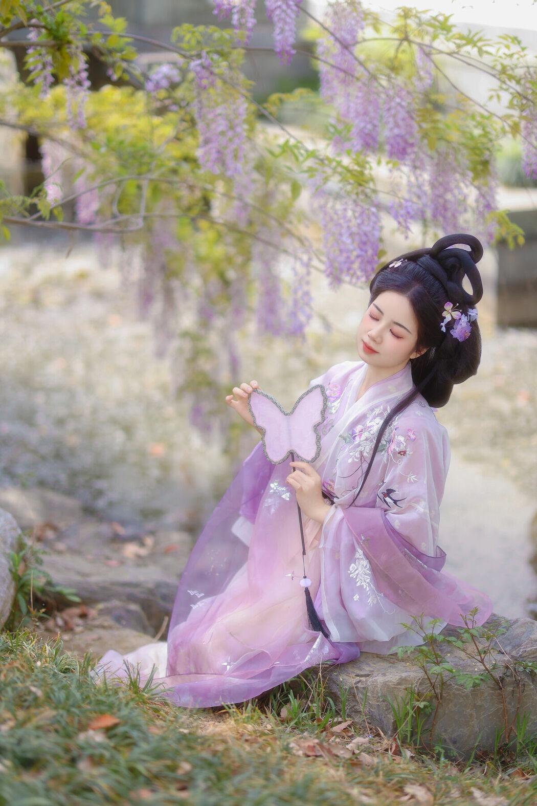 YiTuYu艺图语 Vol.10017 Xiao Du Tong Xue (41P)