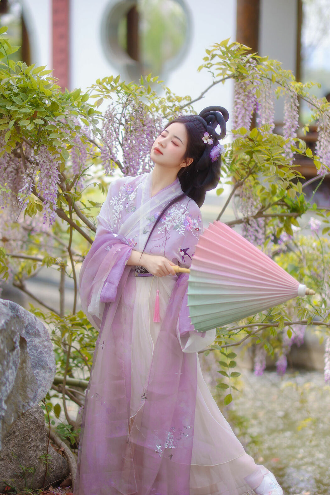 YiTuYu艺图语 Vol.10017 Xiao Du Tong Xue (41P)