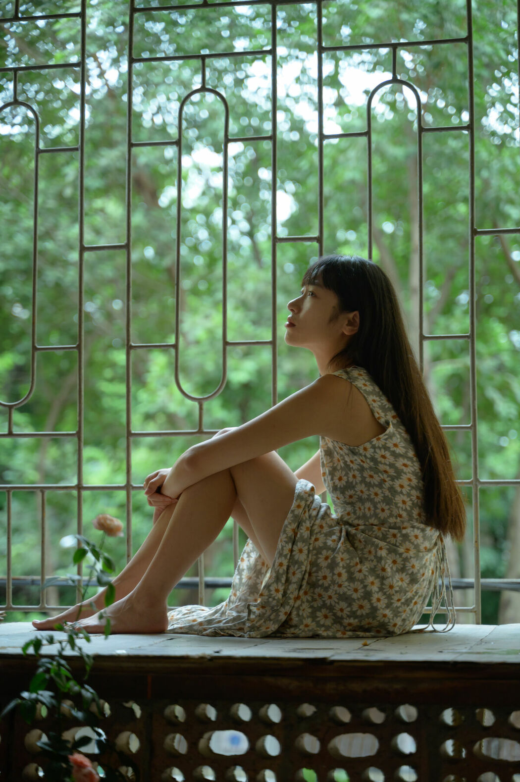 YiTuYu艺图语 Vol.10021 Shan Ye Xiao Guo (35P)