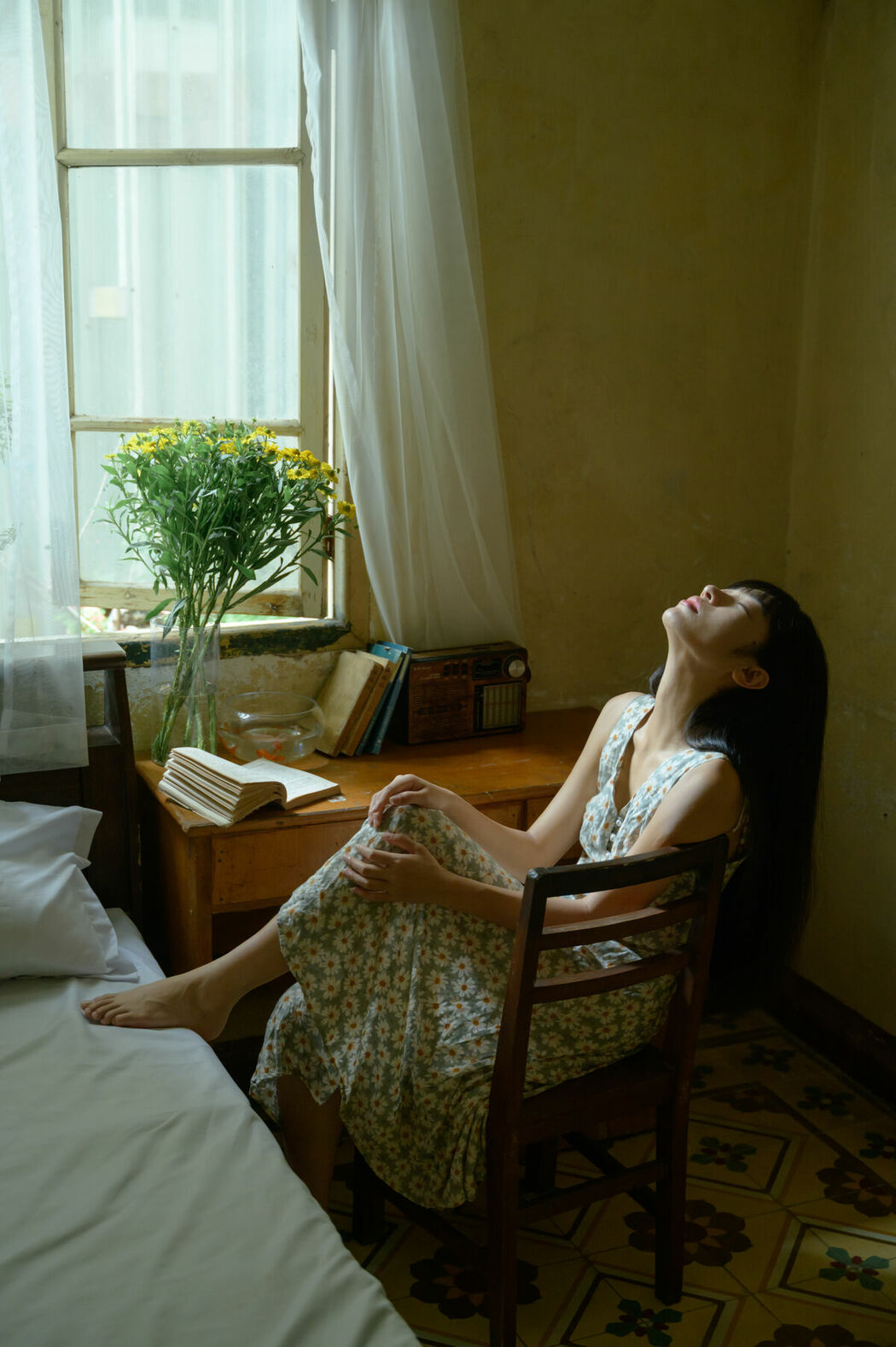 YiTuYu艺图语 Vol.10021 Shan Ye Xiao Guo (35P)