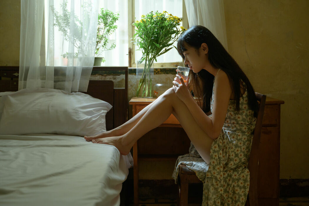 YiTuYu艺图语 Vol.10021 Shan Ye Xiao Guo (35P)