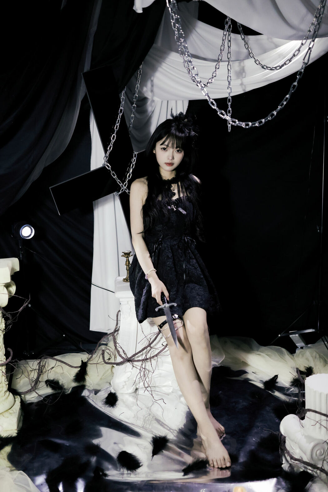 YiTuYu艺图语 Vol.10019 Yi Ming (27P)