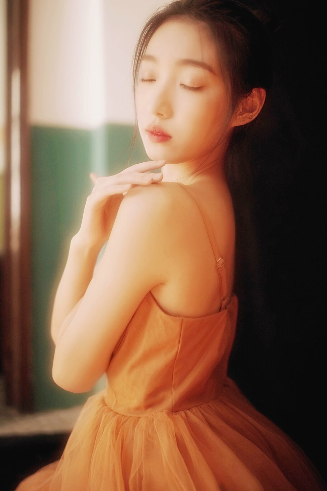 YiTuYu艺图语 Vol.10023 Yulia (19P) Cover Photo