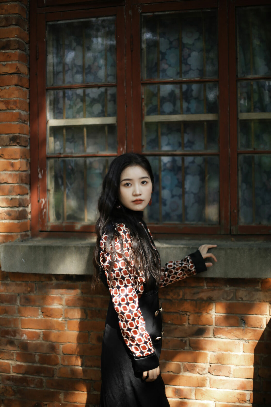 YiTuYu艺图语 Vol.10025 Wan Zi (27P)