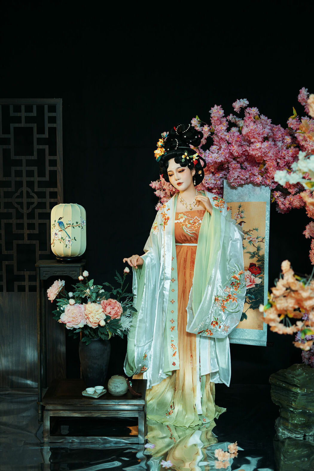 YiTuYu艺图语 Vol.10022 Zhu Ge (16P)