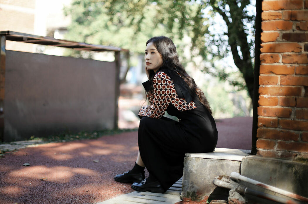 YiTuYu艺图语 Vol.10025 Wan Zi (27P)