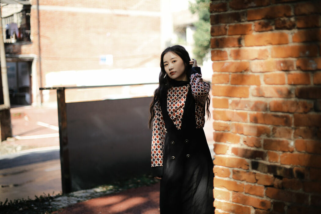 YiTuYu艺图语 Vol.10025 Wan Zi (27P)