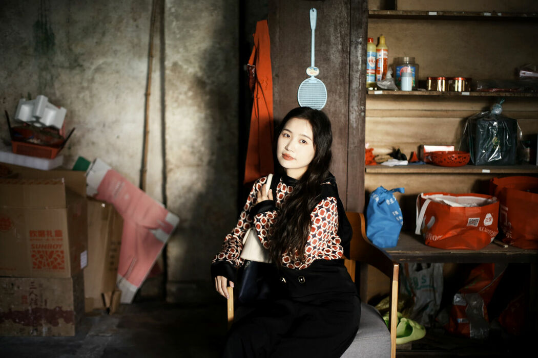 YiTuYu艺图语 Vol.10025 Wan Zi (27P)