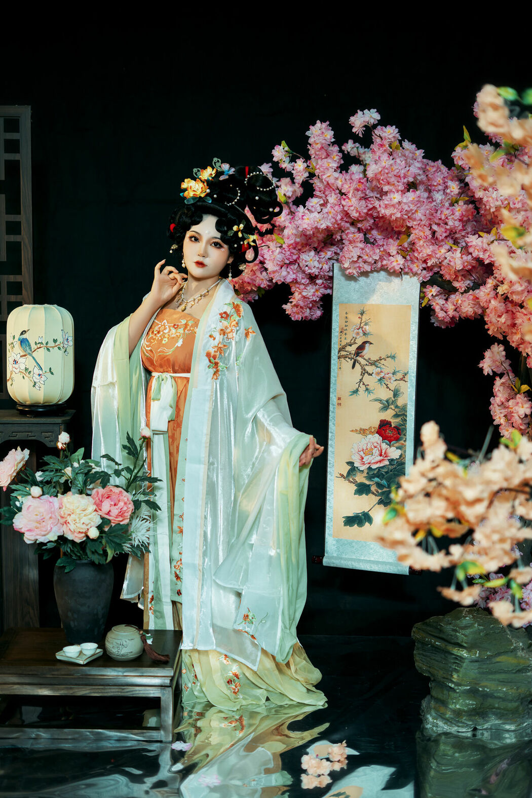 YiTuYu艺图语 Vol.10022 Zhu Ge (16P)