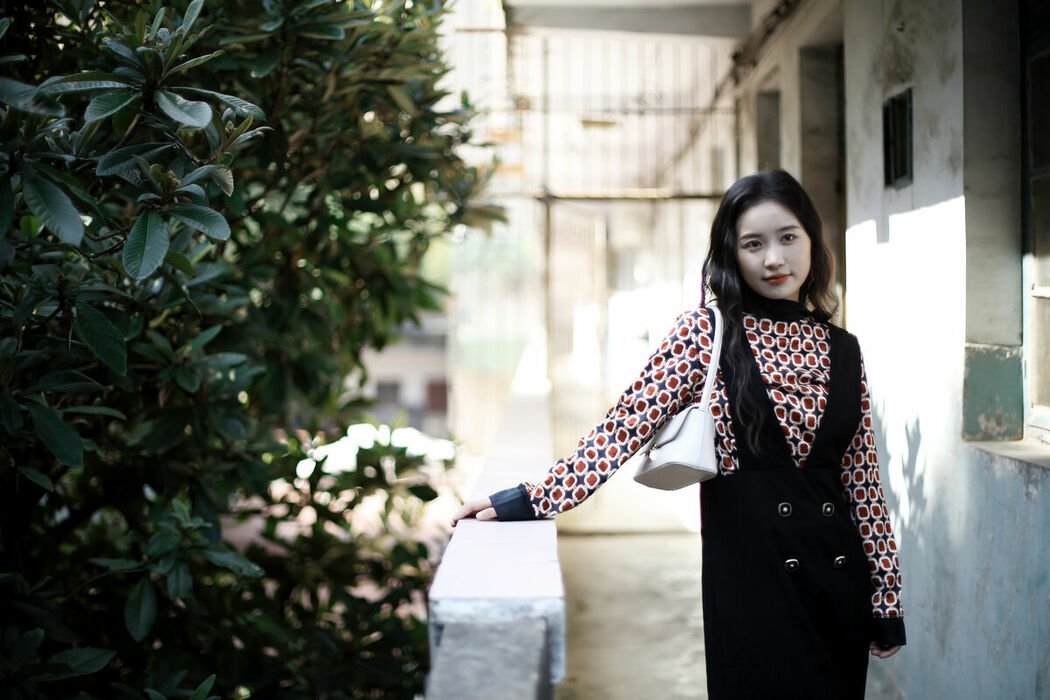 YiTuYu艺图语 Vol.10025 Wan Zi (27P)