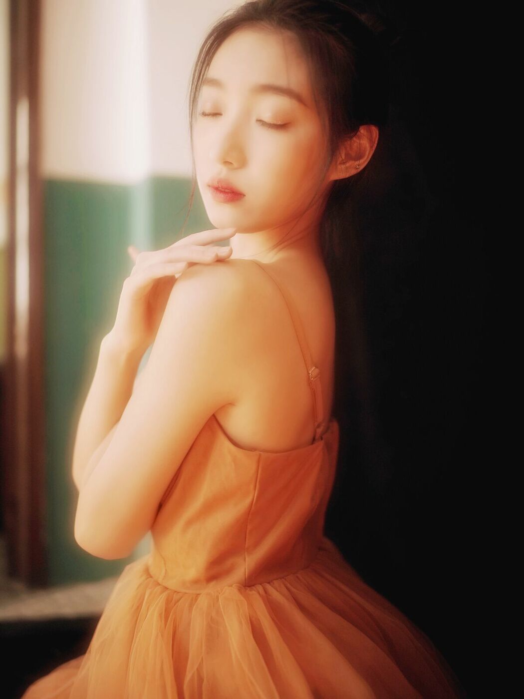 YiTuYu艺图语 Vol.10023 Yulia (19P)