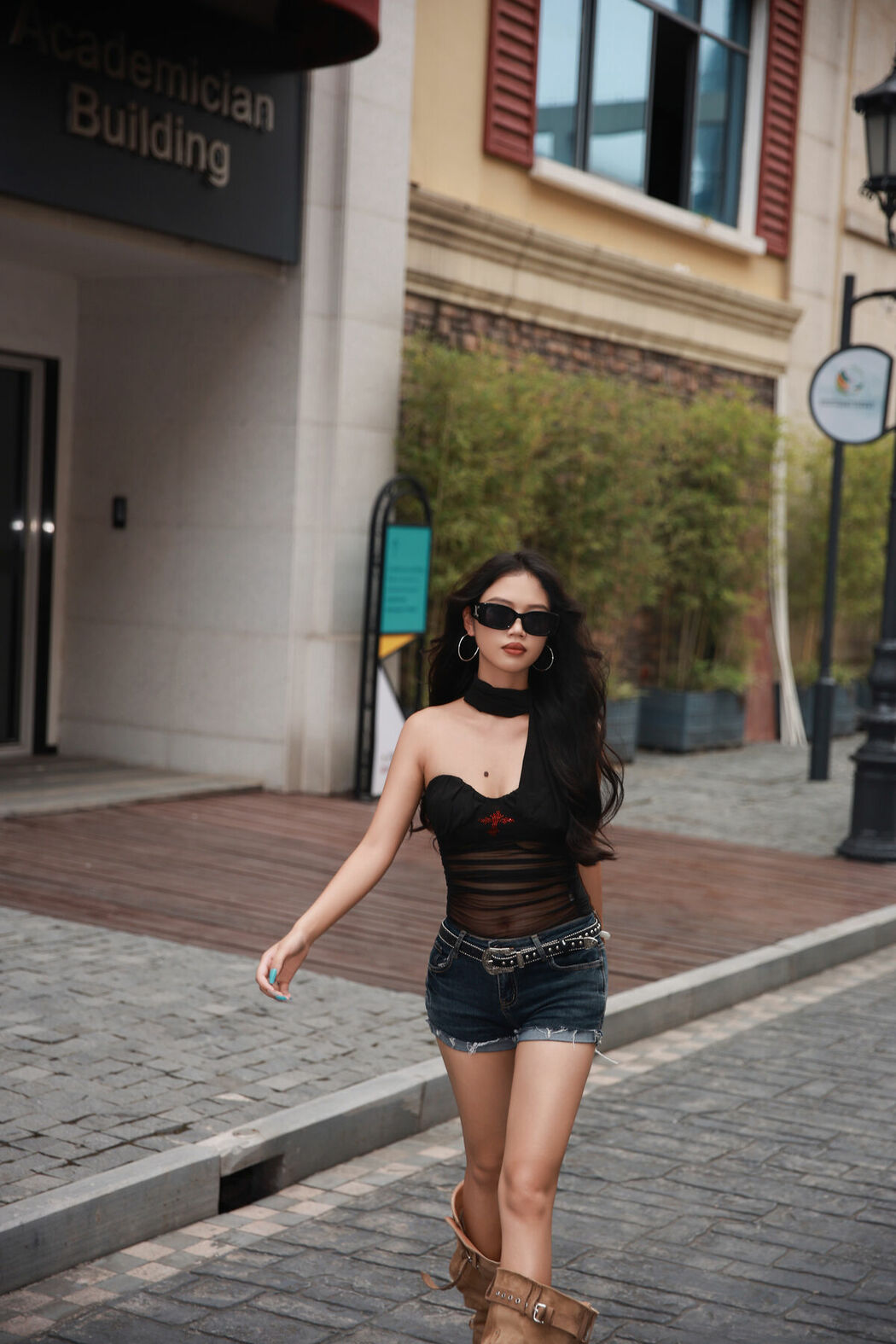 YiTuYu艺图语 Vol.10026 Wang XX (31P)