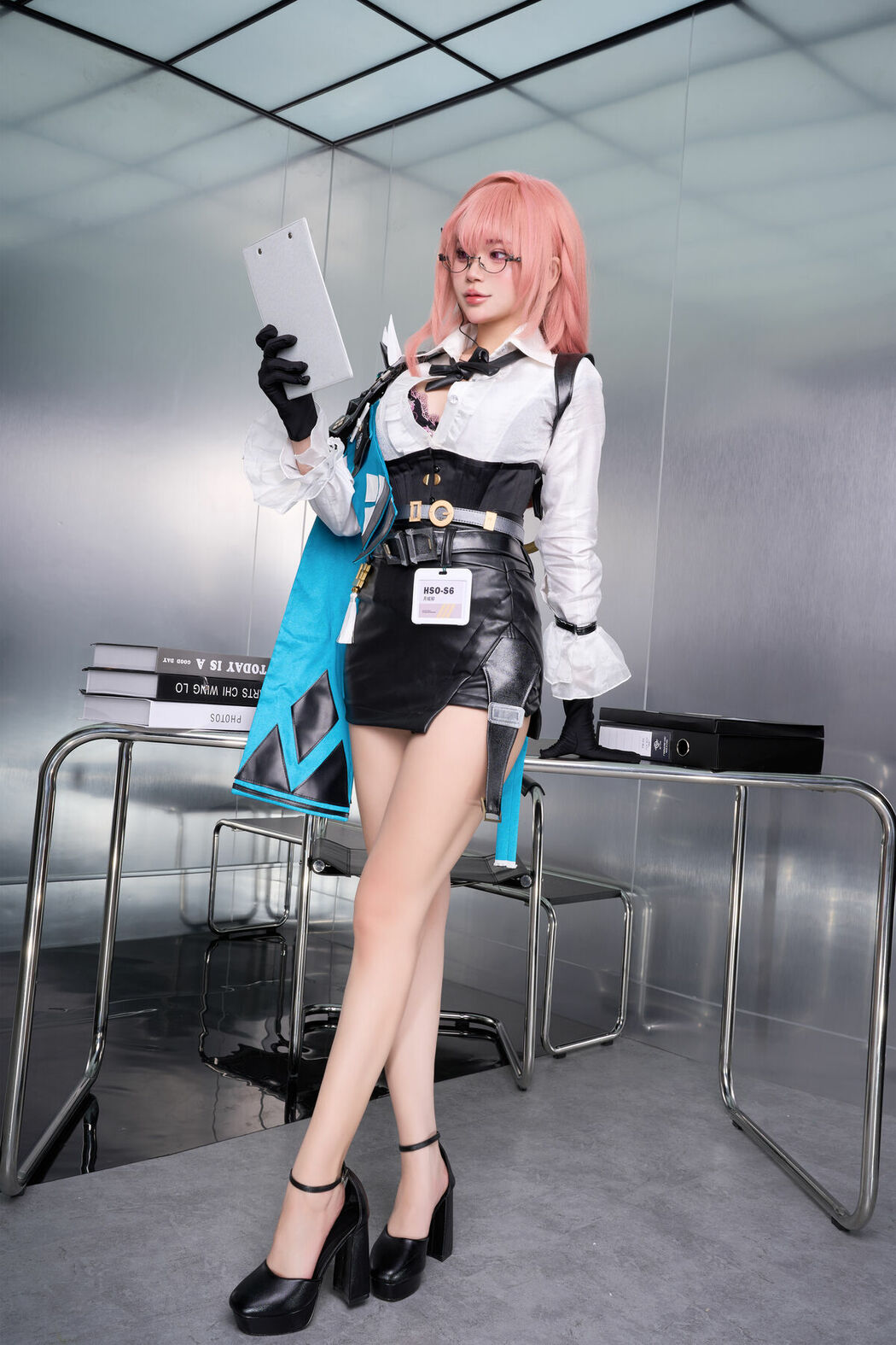 Coser@ZinieQ – Yanagi (45P – 7V)