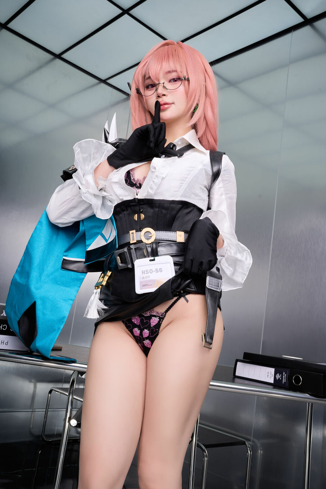 Coser@ZinieQ – Yanagi (45P – 7V)