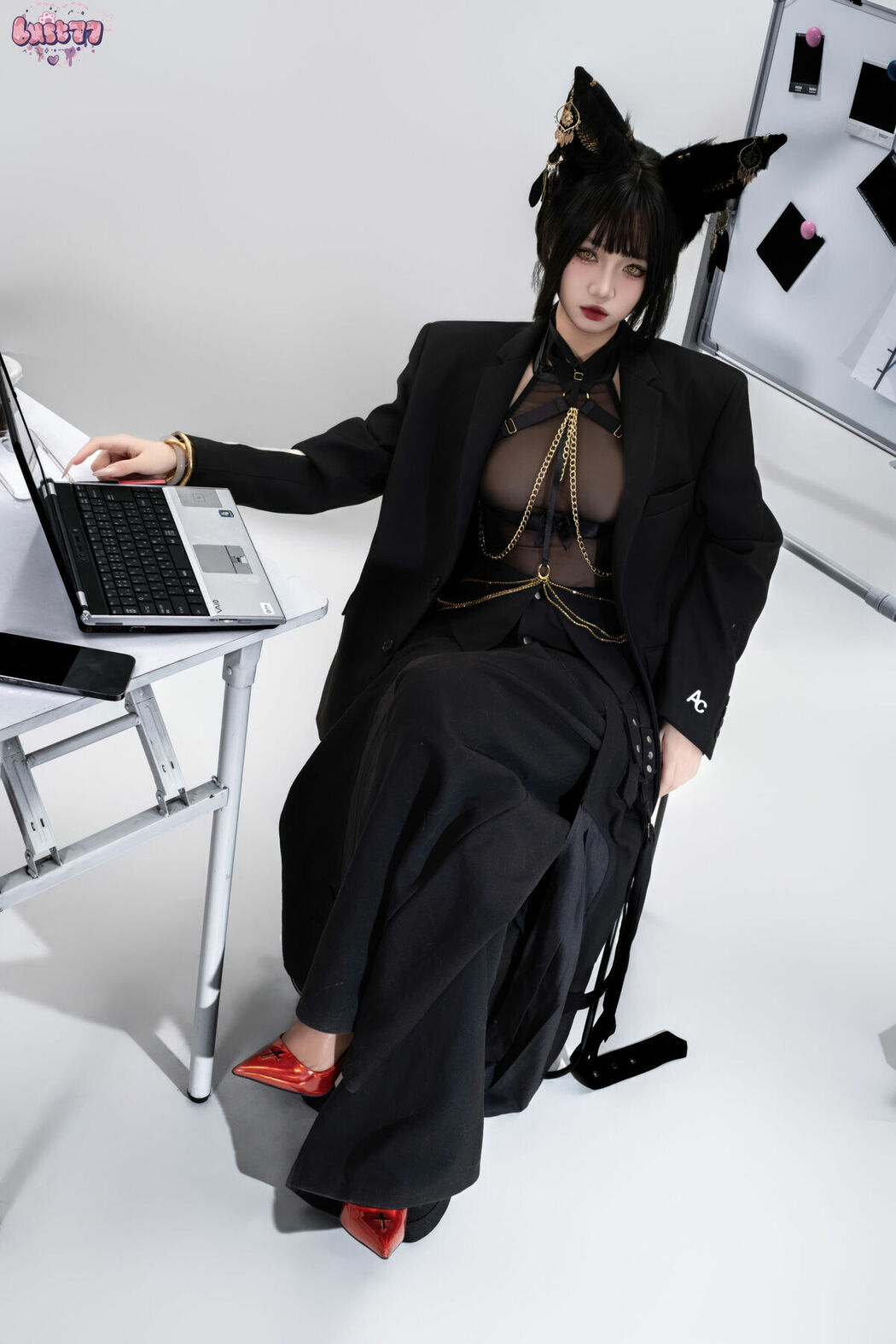 Coser@柒柒要乖哦 – 黑-阿努比斯 Part01 (57P)