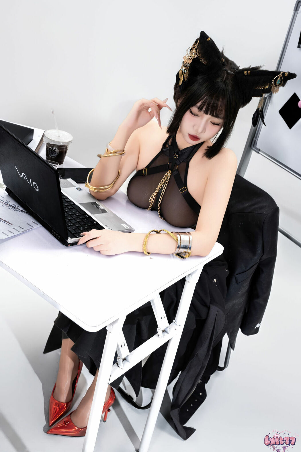 Coser@柒柒要乖哦 – 黑-阿努比斯 Part02 (57P)