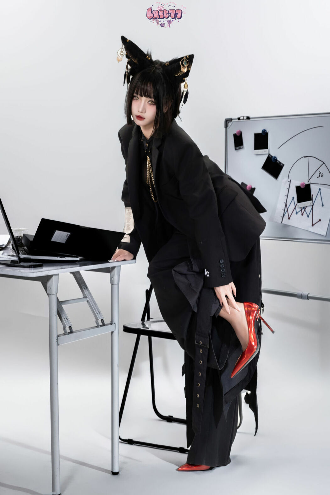 Coser@柒柒要乖哦 – 黑-阿努比斯 Part02 (57P)