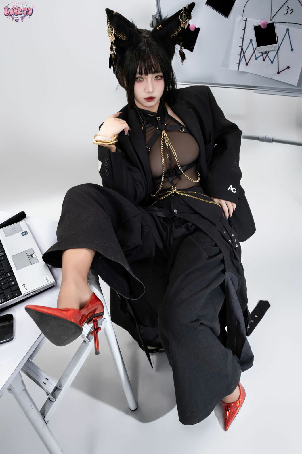 Coser@柒柒要乖哦 – 黑-阿努比斯 Part02 (57P)