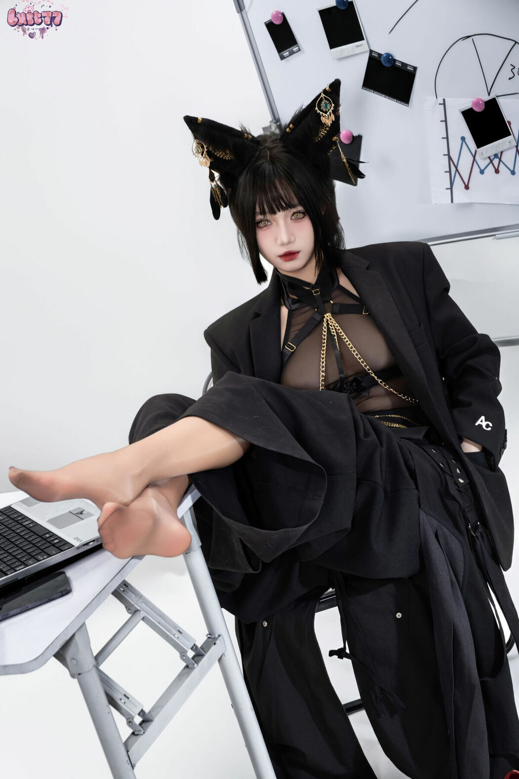 Coser@柒柒要乖哦 – 黑-阿努比斯 Part02 (57P)