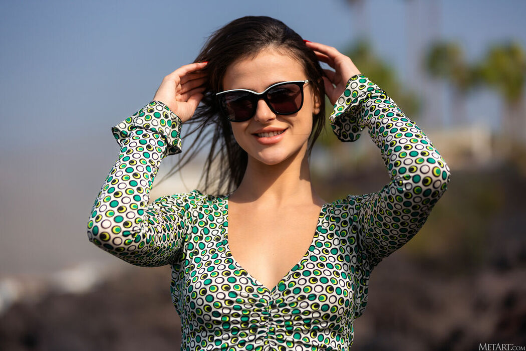 MetArt Bella – Sunny Flirt Part01 (58P)