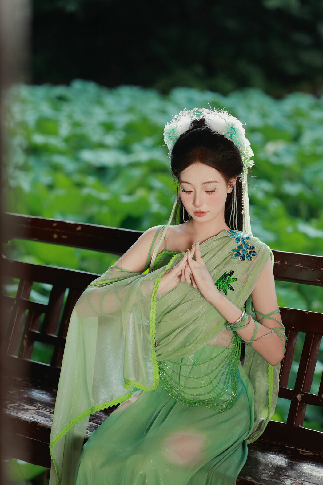 YiTuYu艺图语 Vol.10027 Xiao U (37P)