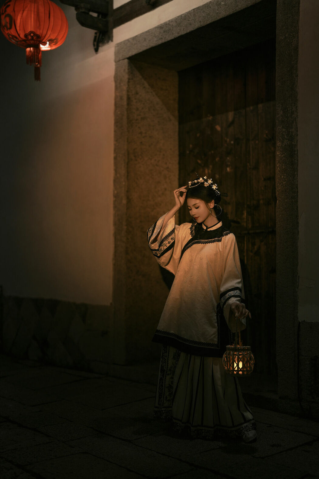 YiTuYu艺图语 Vol.10030 Luo Ning Tang (28P)