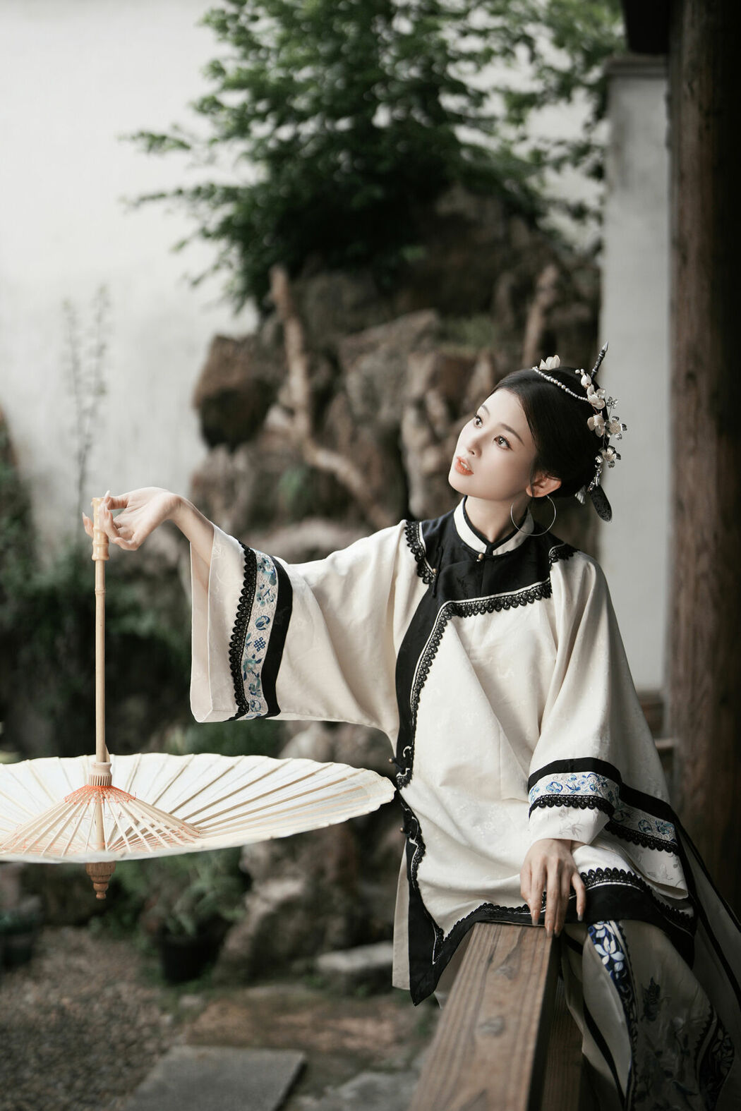 YiTuYu艺图语 Vol.10030 Luo Ning Tang (28P)