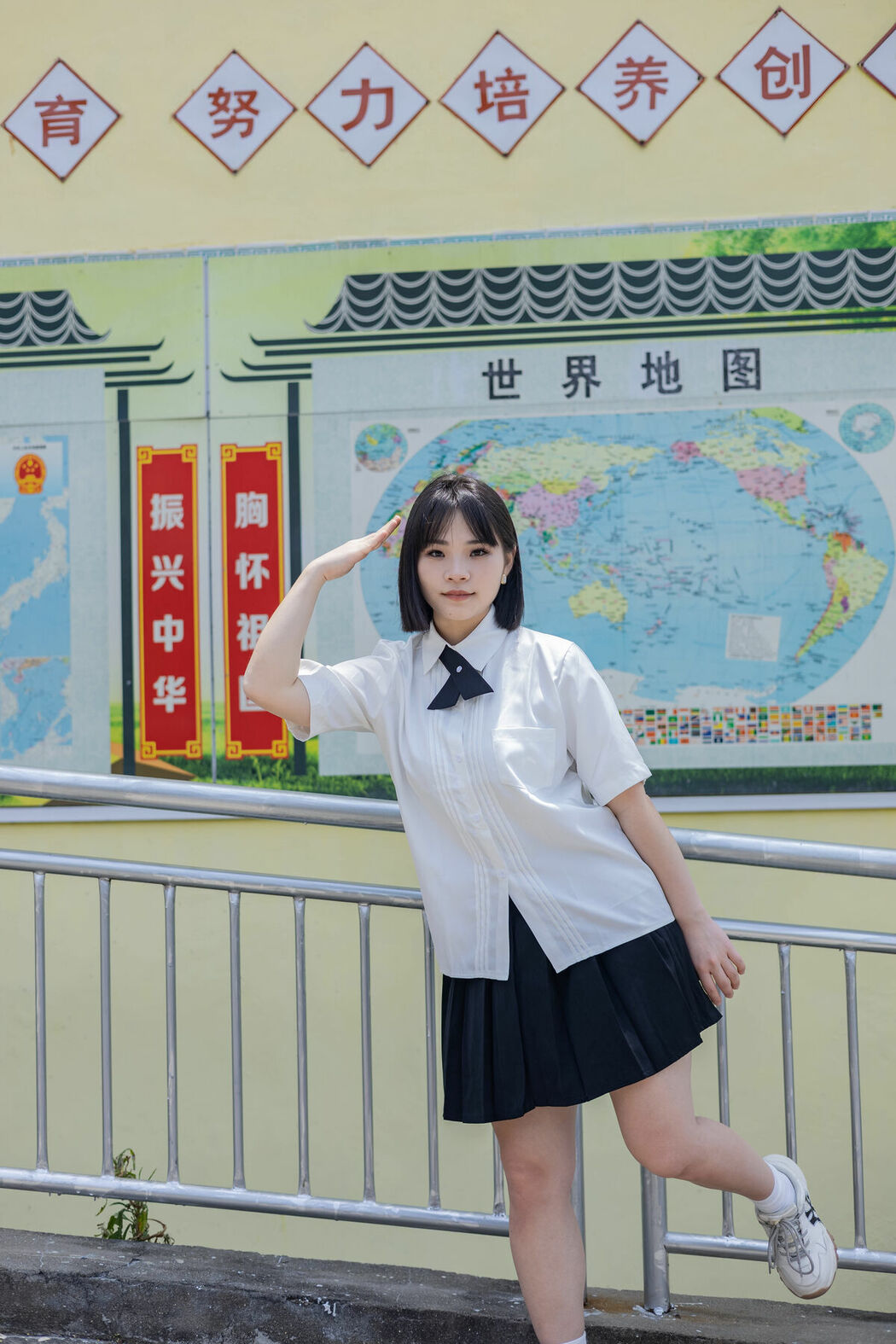 YiTuYu艺图语 Vol.10028 Xue Hua (33P)