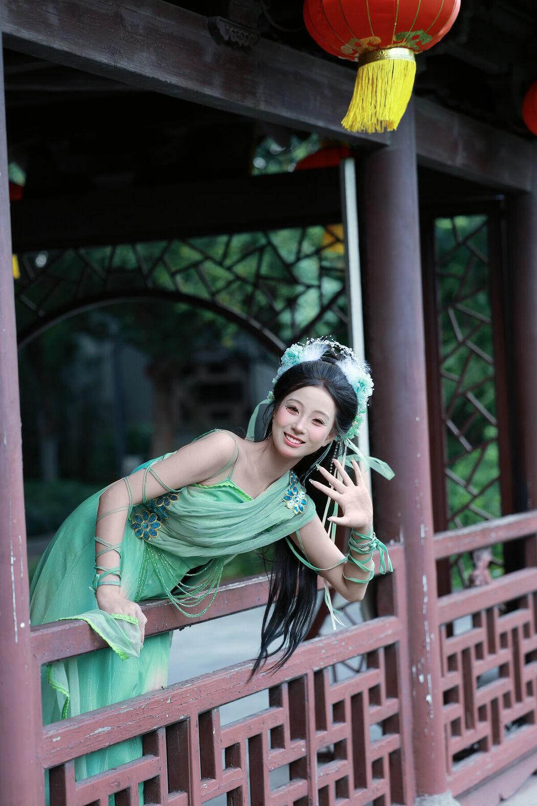 YiTuYu艺图语 Vol.10027 Xiao U (37P)