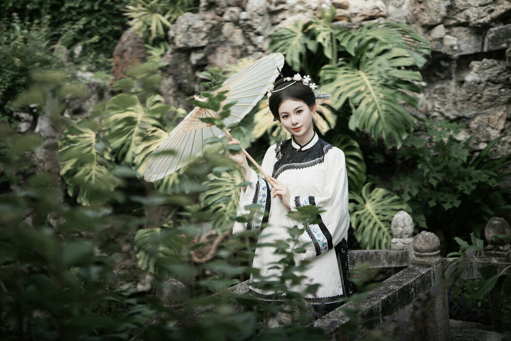 YiTuYu艺图语 Vol.10030 Luo Ning Tang (28P)