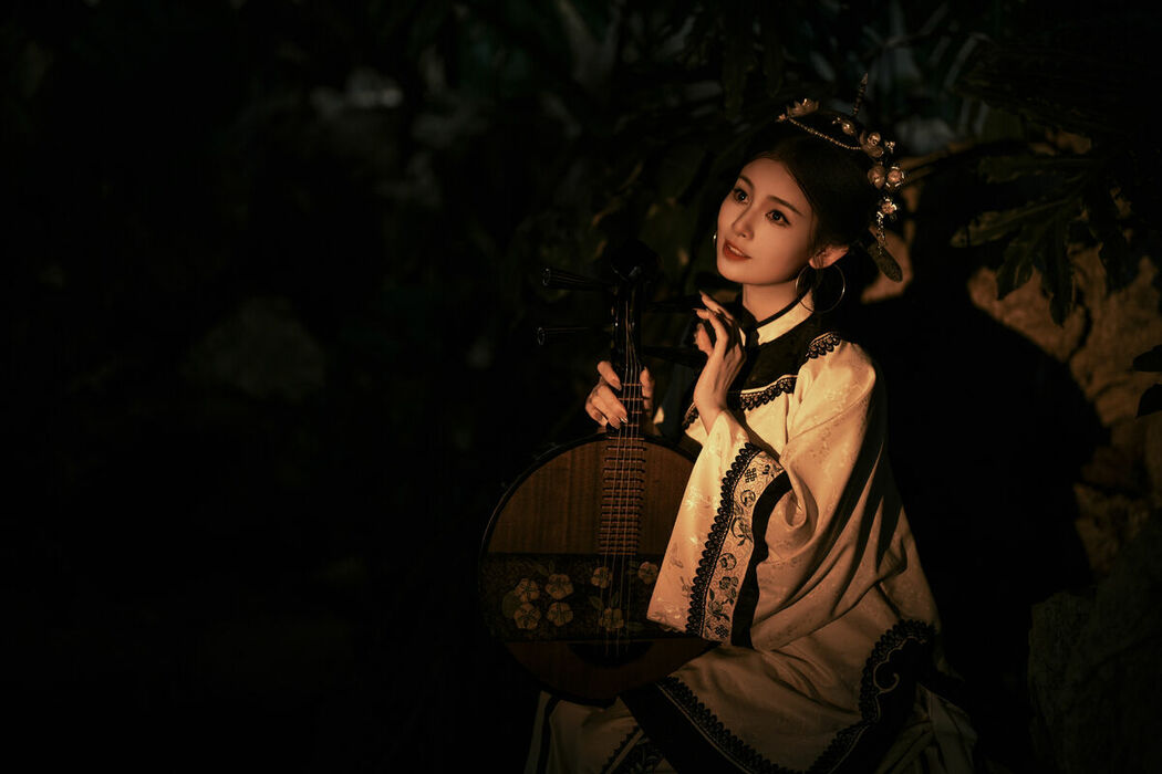 YiTuYu艺图语 Vol.10030 Luo Ning Tang (28P)