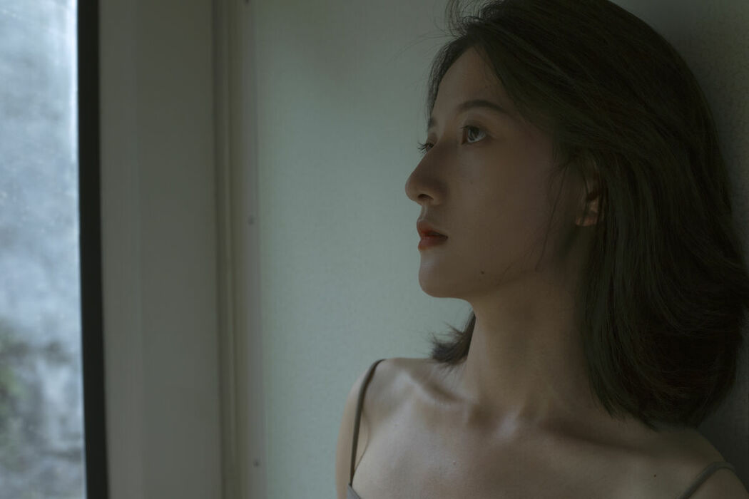 YiTuYu艺图语 Vol.10029 Yi Zhi Song Song (17P)