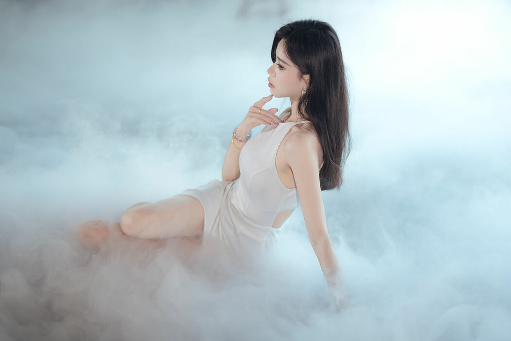 YiTuYu艺图语 Vol.10032 Lu Lu (14P)