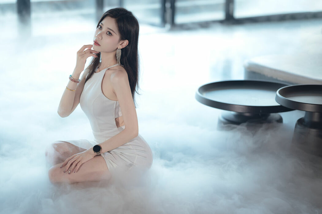 YiTuYu艺图语 Vol.10032 Lu Lu (14P)