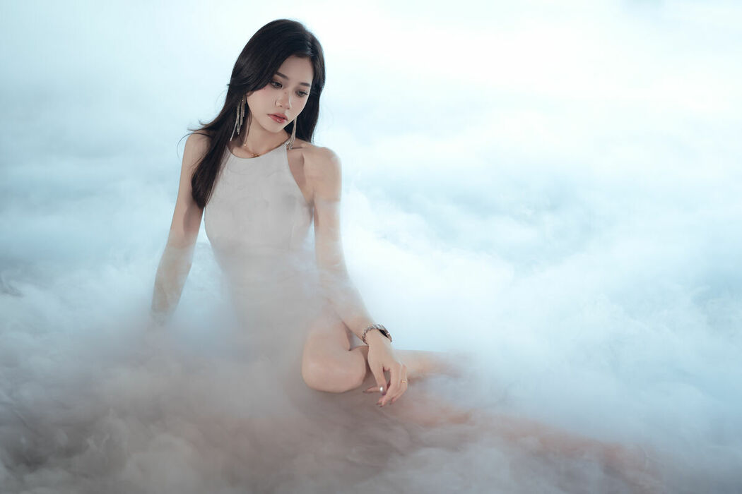 YiTuYu艺图语 Vol.10032 Lu Lu (14P)