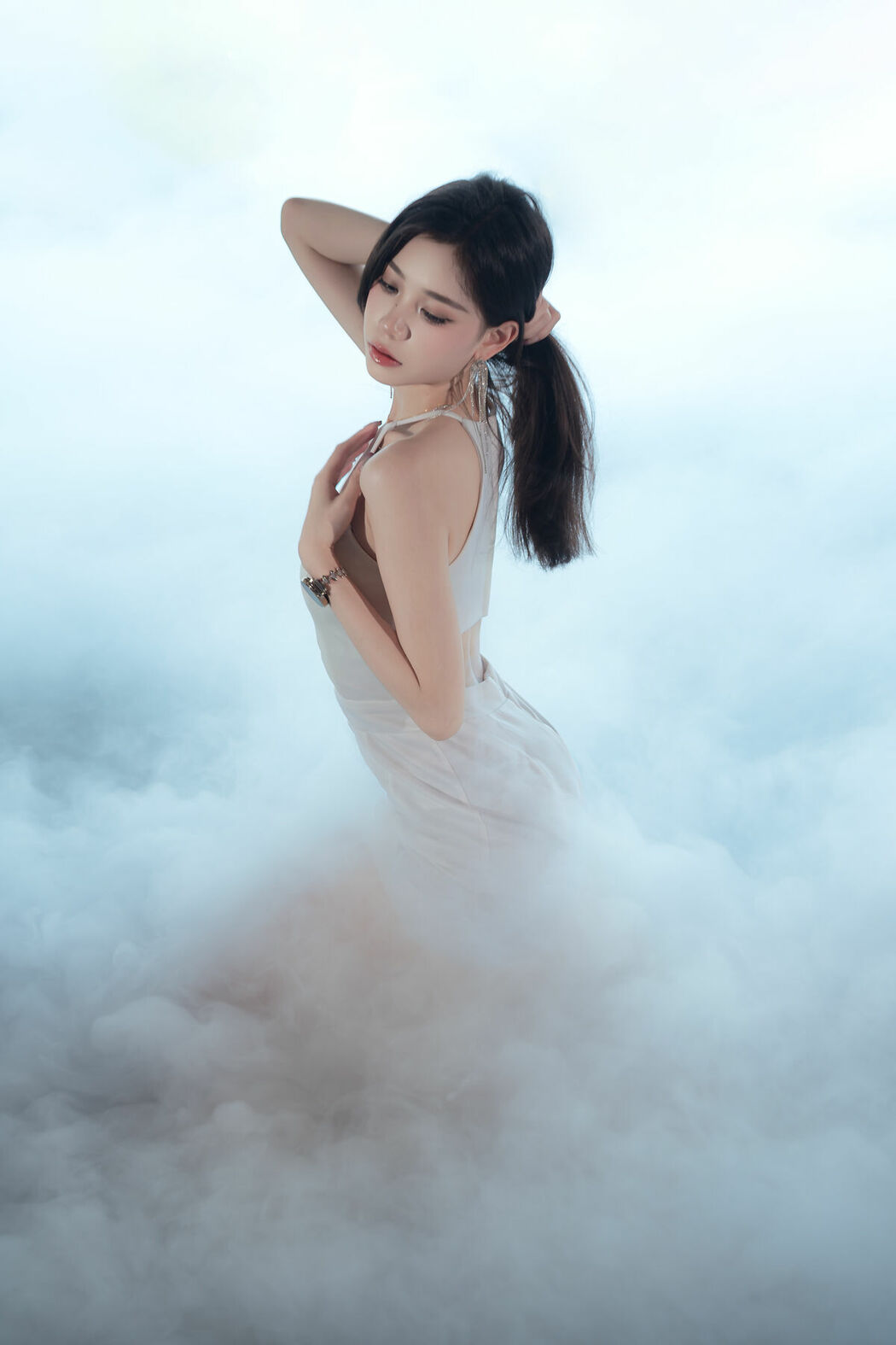 YiTuYu艺图语 Vol.10032 Lu Lu (14P)