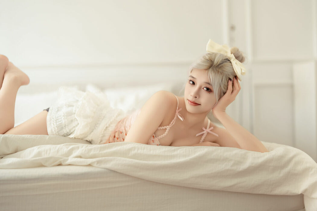 YiTuYu艺图语 Vol.10035 Zhu Ge Liang Huo Shao Pan Si Dong (42P)