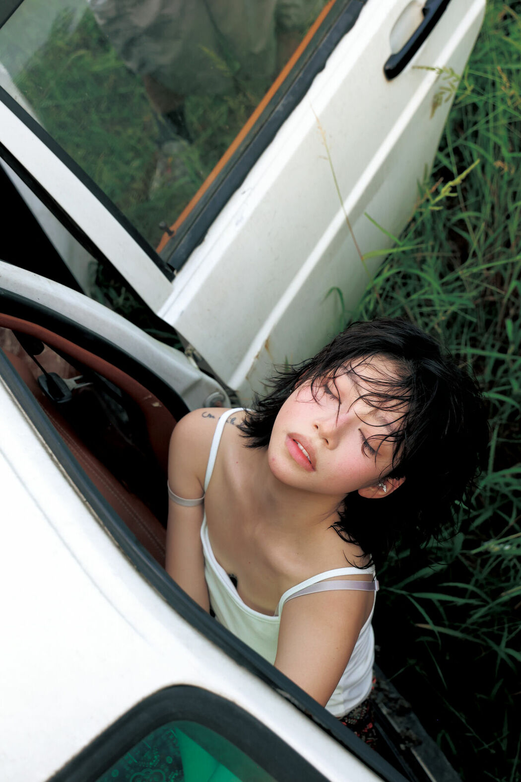 YiTuYu艺图语 Vol.10041 BiuBiu Shi Ke Ai (15P)